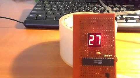 Сдвоенный цифровой термометр на ATmega8 и DS18B20