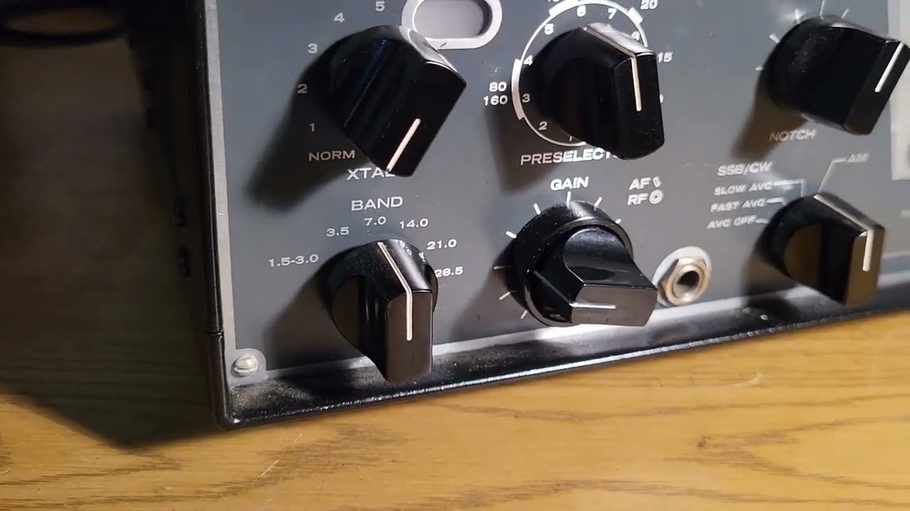 Drake R-4 Receiver - YouTube