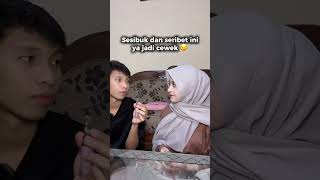 Ntah Apa Aja Barang Cewek Ni