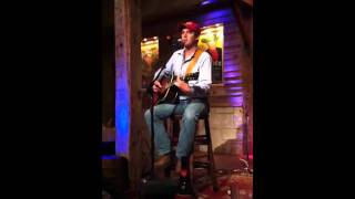 Video thumbnail of "Good Horses To Ride by Trent Willmon"