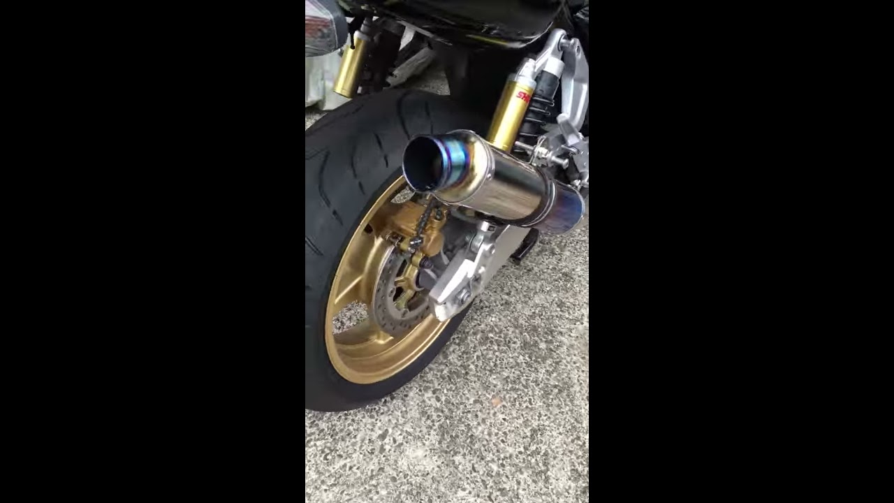 LCIパーツ製CB1300SB用スリップオンマフラー・焼き入れ有り CB1300SB】LCI PARTSスリップオンマフラー - YouTube