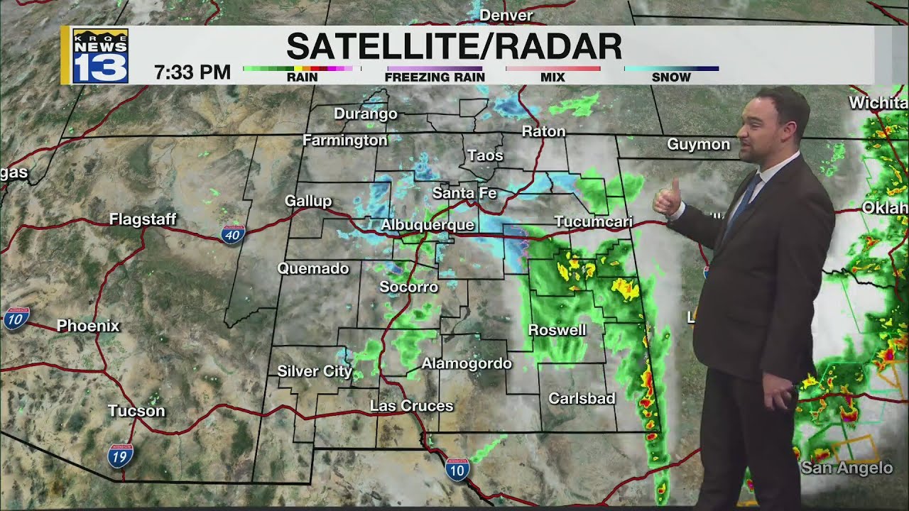 Snow and rain showers move out of New Mexico overnight - YouTube