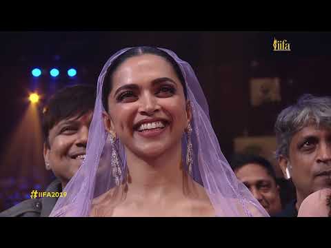 Ranveer and Deepika make a big announcement at IIFA