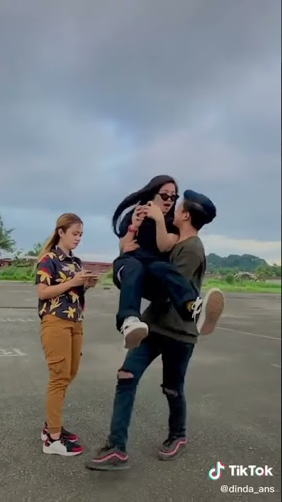 Tik tok dinda annisa