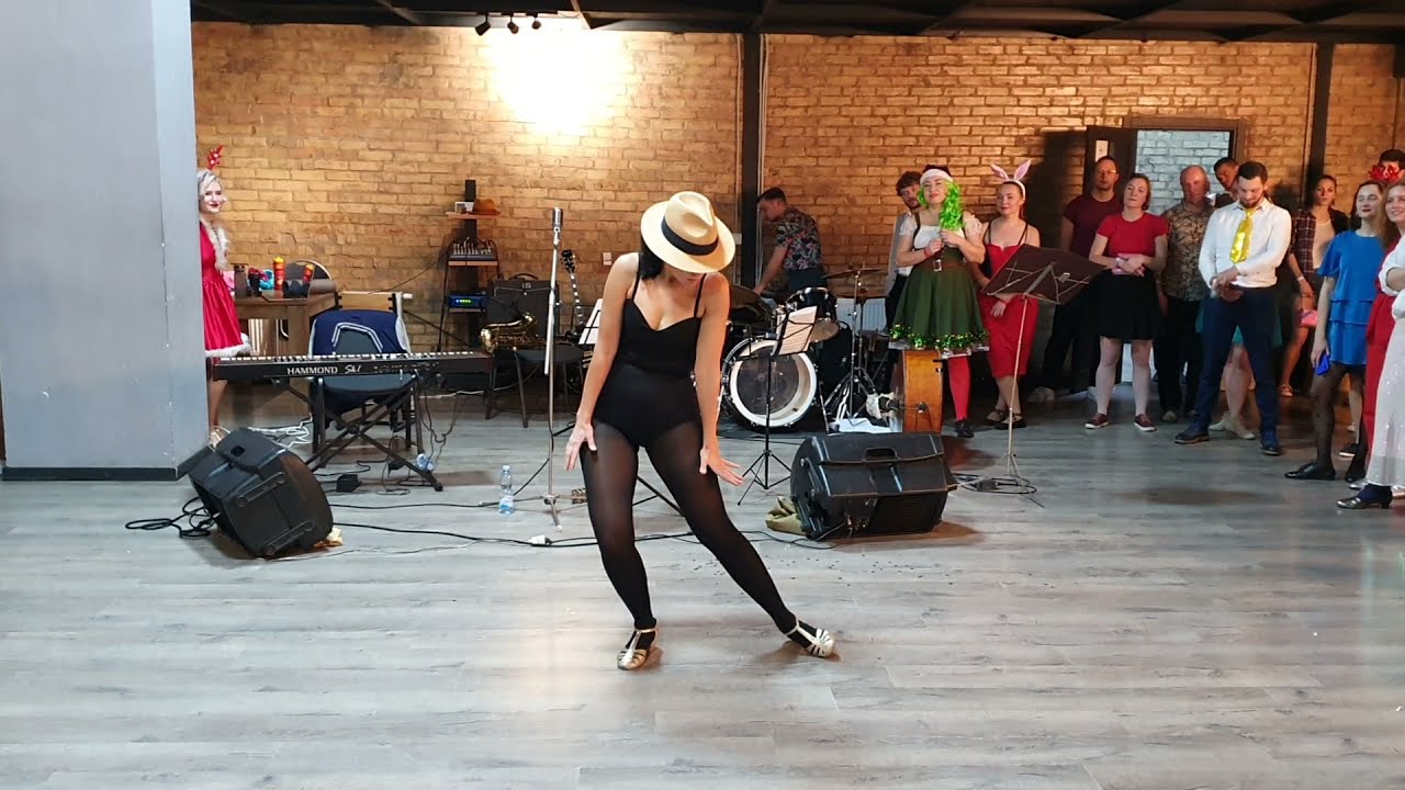 Showcase - Tatyana Nosal - Hungarian Dance (Kindergarten Christmas Party 2021)