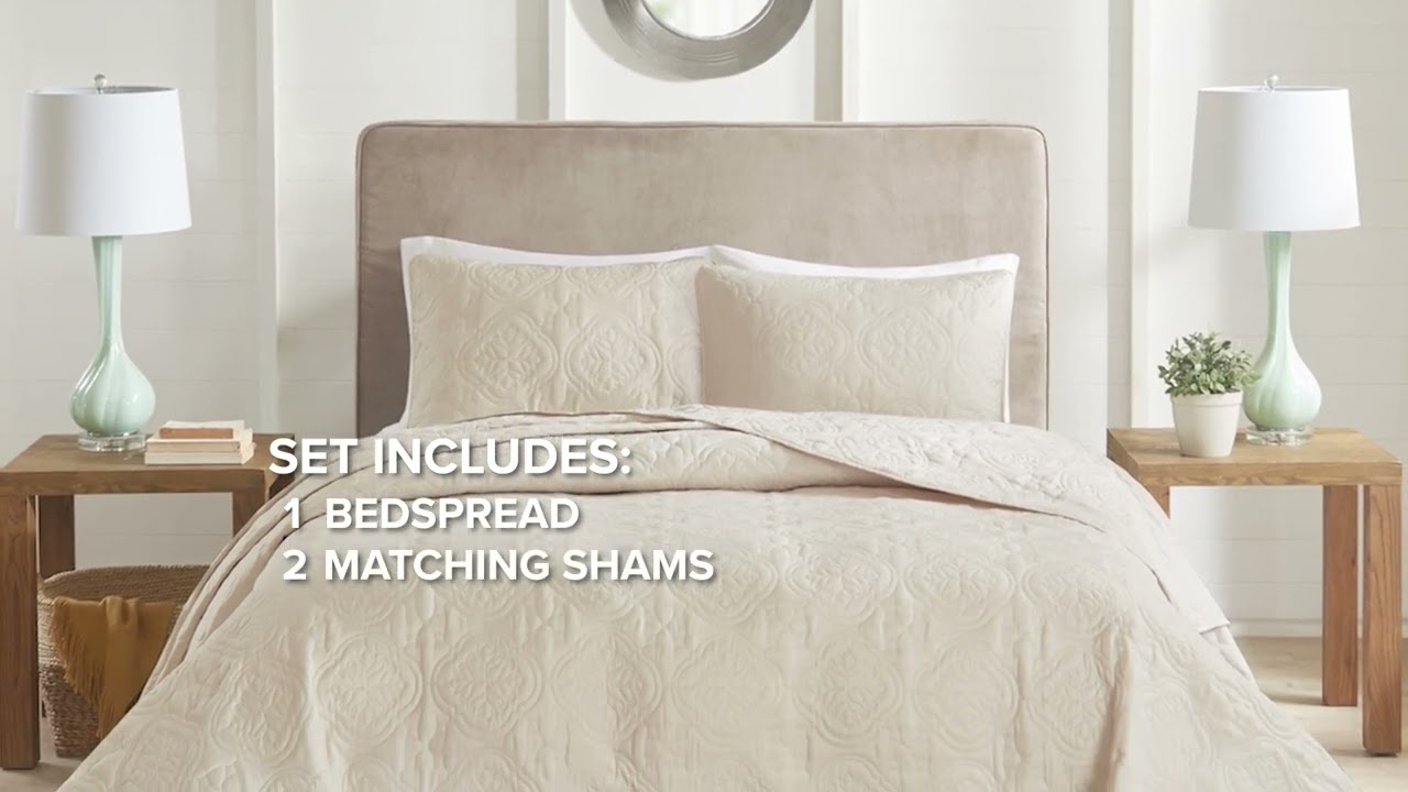 The 3 Piece Reversible Bedspread Set