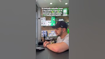Eu tentando entender como meu salário é o mesmo do meu colega que sustenta a família inteira... 🤔💸