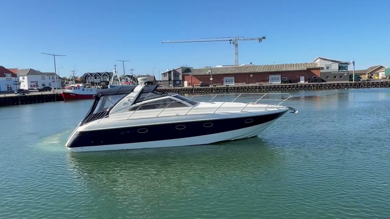 ⁣Princess V39 Motorboat for sale | Denmark | Scanboat