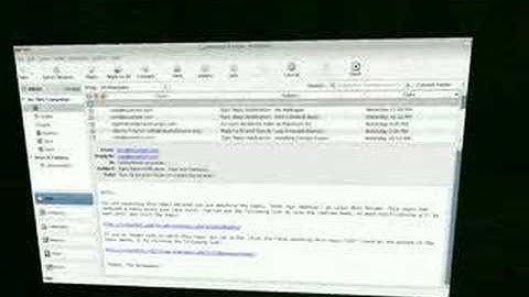 Linux Mint Cassandra 3-D Desktop -- Run The Mint!