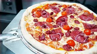 Как готовится вкуснейшая пицца в BUSIDO (Уфа)