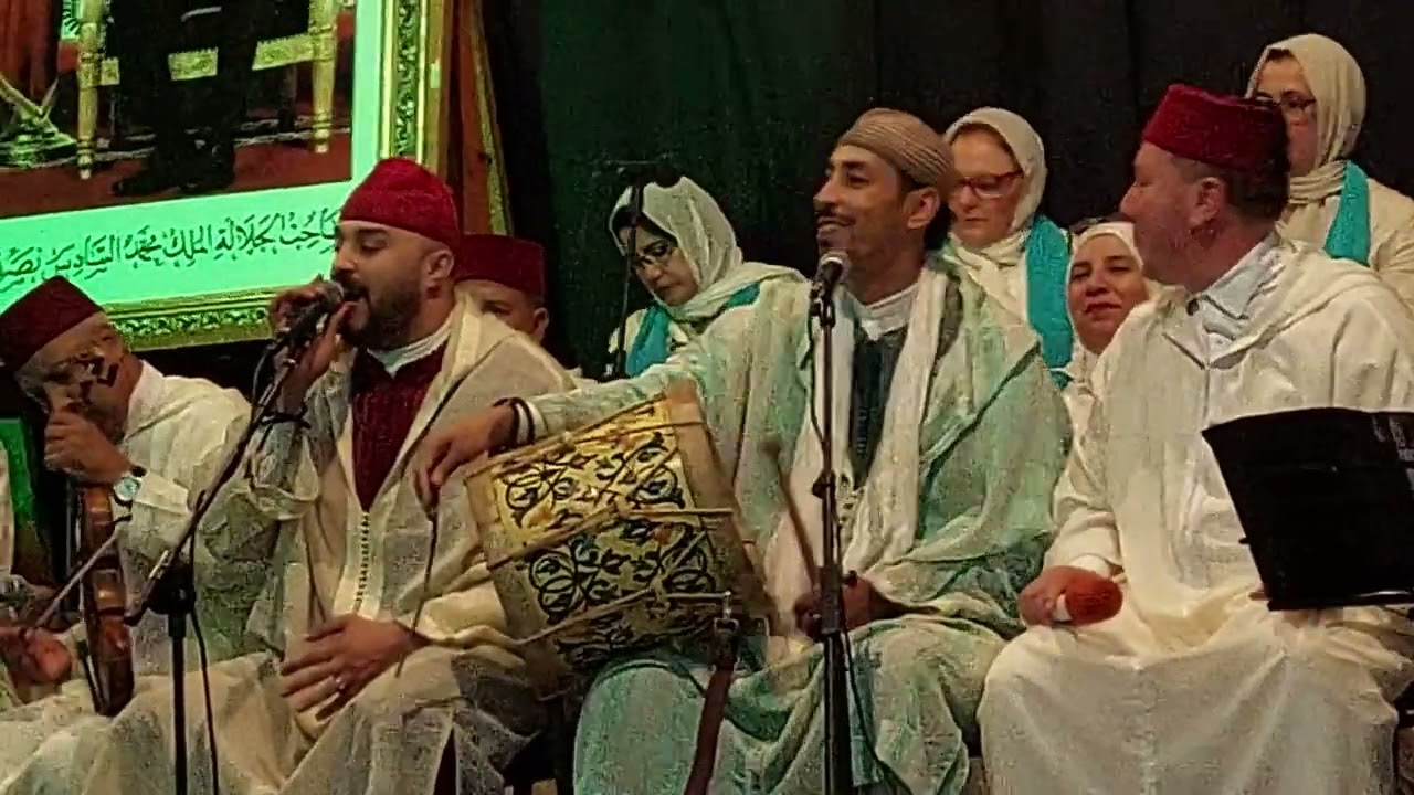 إشراقة الخميس رقم 922 (3)السماحي الحراتي وجمعية شمس المحبين للمديح والسماع الرباط