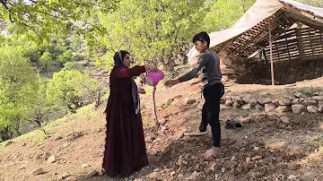 😱Poisonous and deadly snake bite and Fatima's effort to save her sister's life