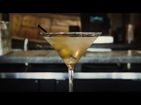making-an-award-winning-martini-(shaken-is-a-lie!)