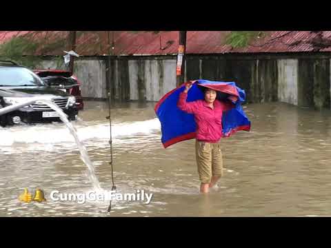 Flood in Vinh city, Vietnam. Ngập lụt nặng tại thành phố Vinh, Việt Nam