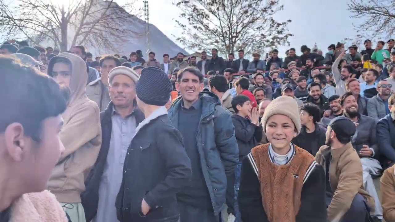 Croud of District Ghizar Janbaz Football team 