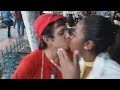 Retos con H: Robando besos a mujeres hermosas / Retos en la calle / ME ROBAN EL CELULAR (Broma)