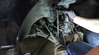 How to Replace Shocks & Struts on a Acura RDX