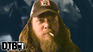 Red Fang - BUS INVADERS (Revisited) Ep. 198 [2011]