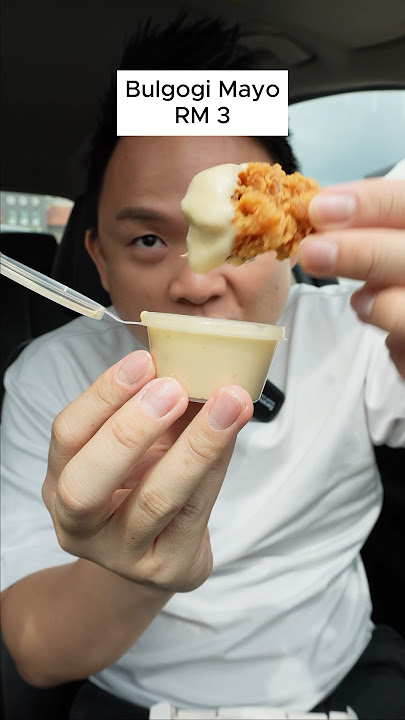 Trying Nak Nak! #reallygoodornot #hungrysam #foodreview #malaysiafood #friedchicken