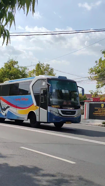 Sugeng Rahayu W7003UZ#sugengrahayu#sumbergroup#sumberselamat#busjawatimuran#w7003uz
