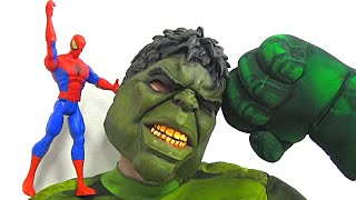 Real Hulk vs superhero toys