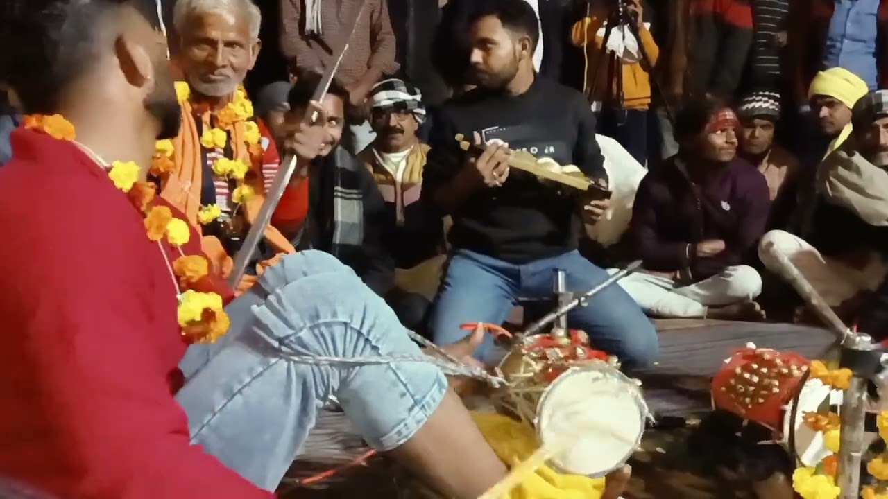 shailendra Prajapati Jhansi Sourabh Rajput Baroda shandar dance pradarshan gram sihari padaiya mein