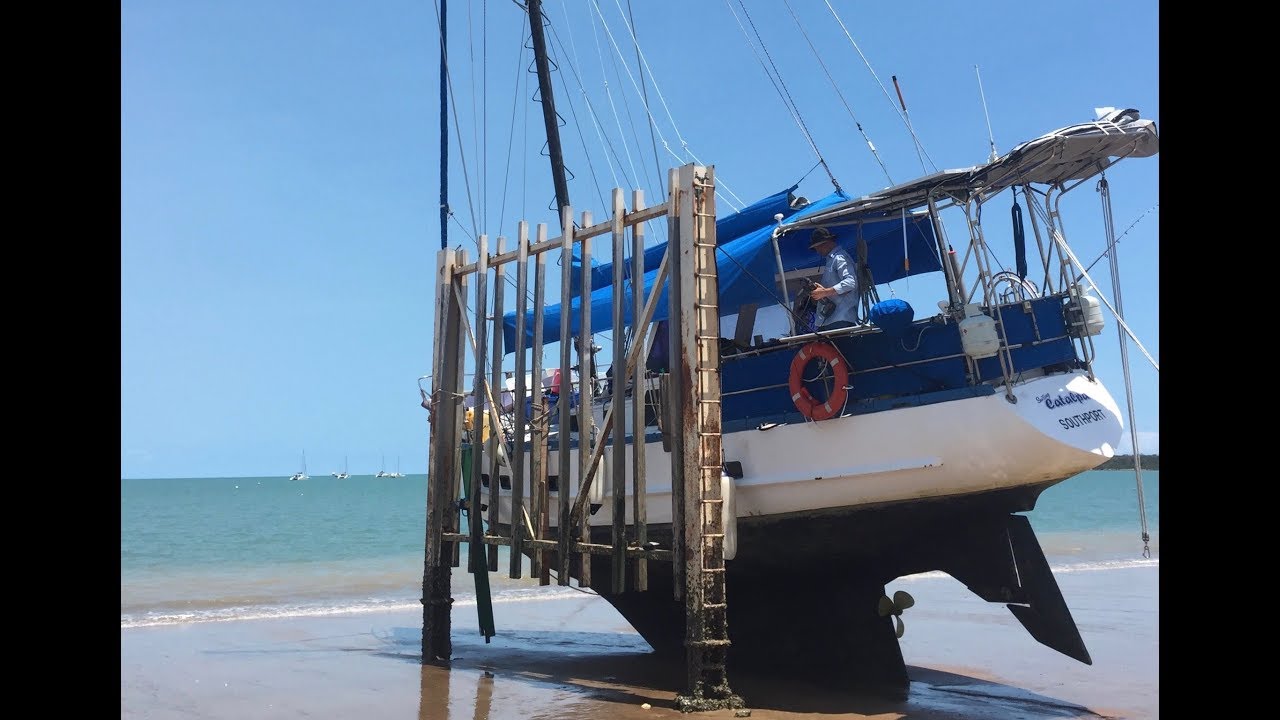 Tying onto Careening Poles Episode 59 (Sailing Catalpa)
