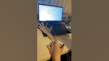 move the hand with servo motor control