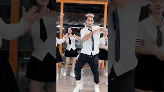 Em yêu thầy cô trường lớp bạn bè | Hậu Hoàng | Choreo:- Master Saurabh #trendingshorts #dance