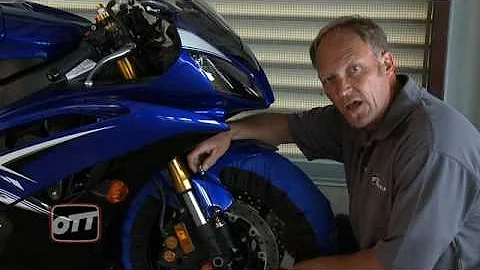 Yamaha YZF-R6 Track Day Prep, Fluid Check