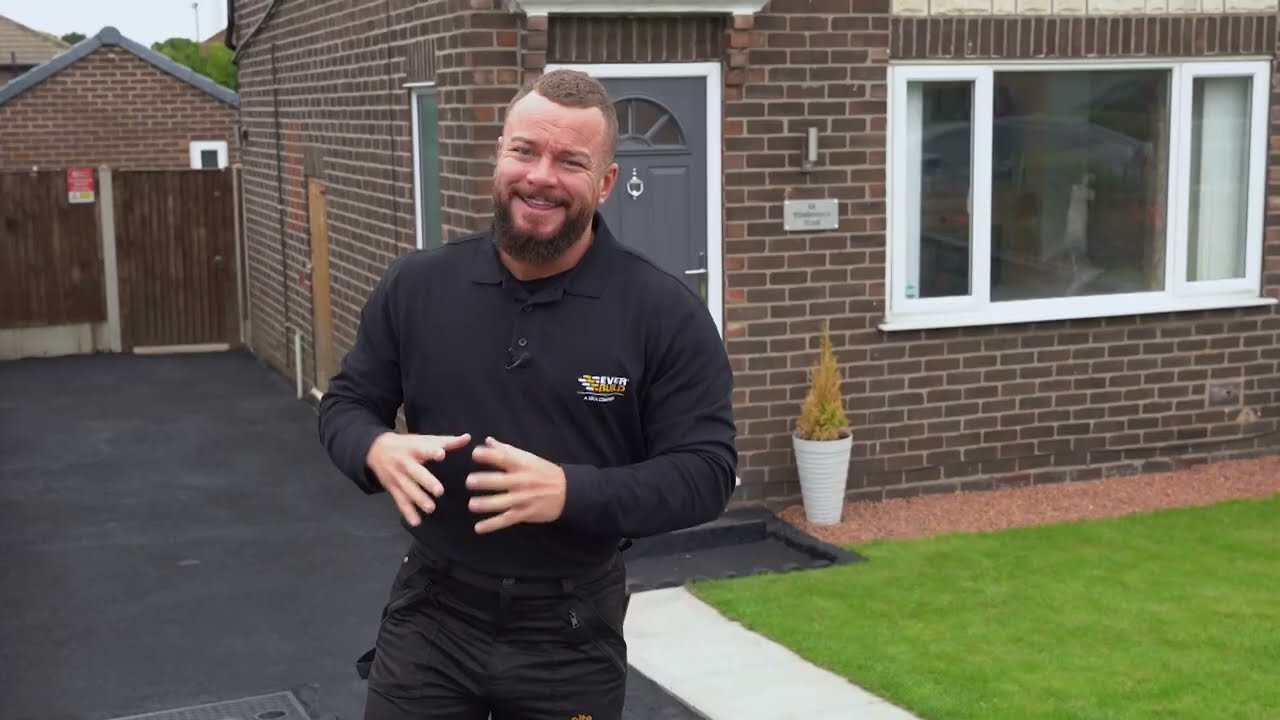 How to Revive and Restore a Tarmac Drive