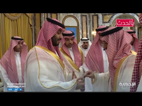 ولي العهد محمد بن سلمان يصلي العيد بالحرم المكي ويهني ويستقبل المواطنين