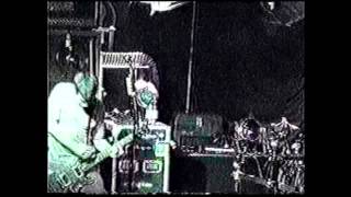 Chevelle-Comfortable Liar live 2-16-00 Providence, RI