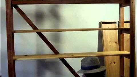 SIMON LEACH POTTERY TV - Shelf units for gallery & craft show display - Jan 12 