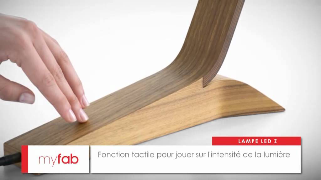 Lampe LED Z par Anurak Suchat pour myfab