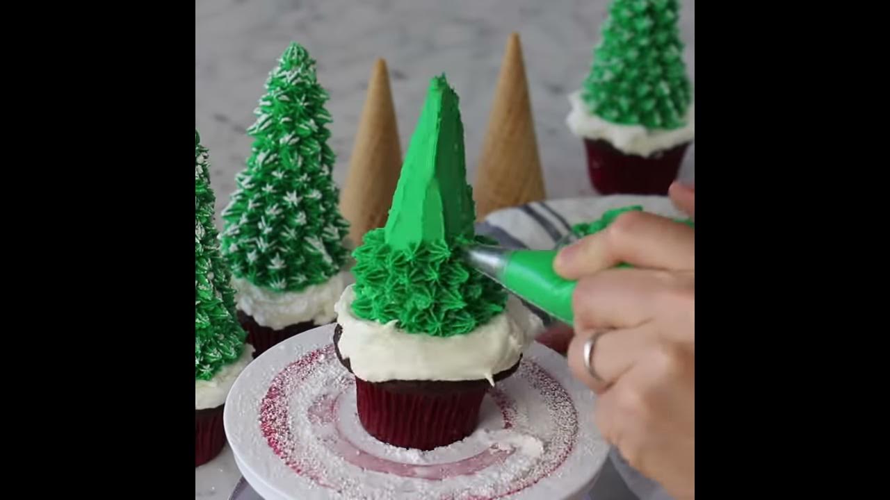 Christmas Tree Cake - Preppy Kitchen