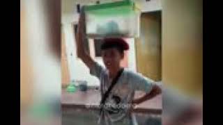 Lucu - Penjual Nasi Kuning Bersenandung