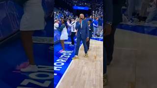 JSU Coach, Mo Williams, Came To Memphis Laced with Gold Bottoms. #mowillems #jsu #memphis #Fashion