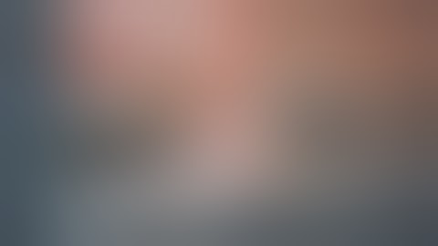 Smart food locker can help you bring convenience.