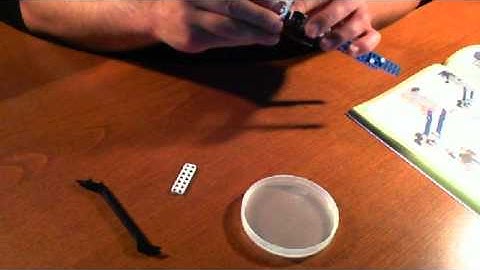 Robots OLLO - Tower Crane - Build Video - Part 8 - RUG Community Robot Kit Review