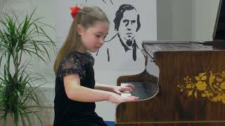 Fleur Mauxion plays F. Chopin - Waltz in A minor