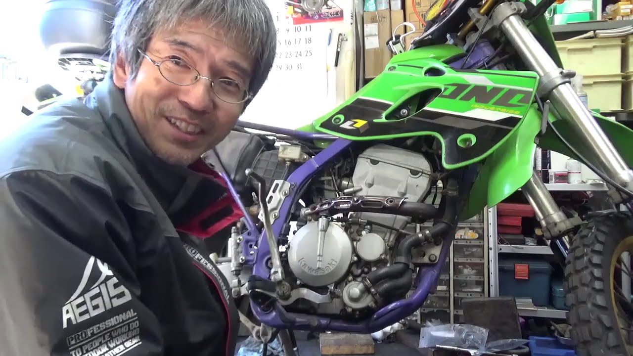 バイク屋の休日 KLX250SR リアブレーキスイッチ＆マスタータンク交換 