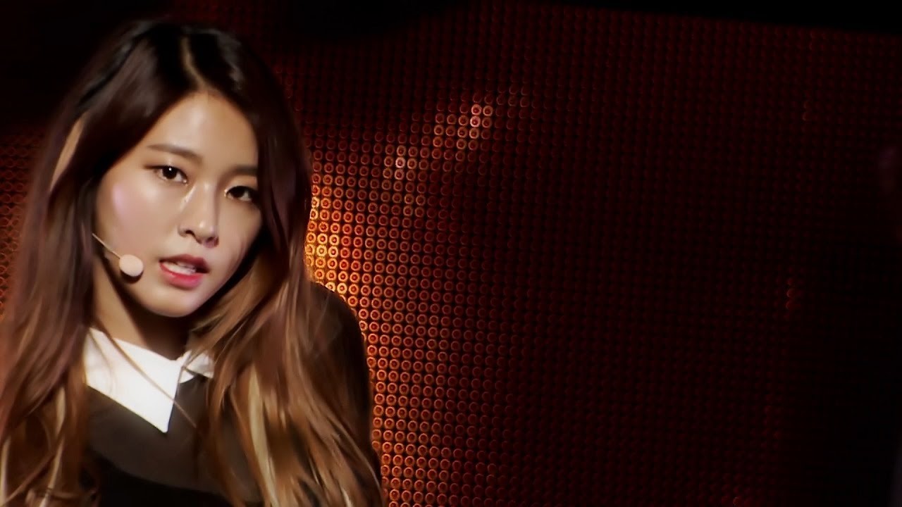 AOA💗 _ゆれる _グッと 涙... - YouTube