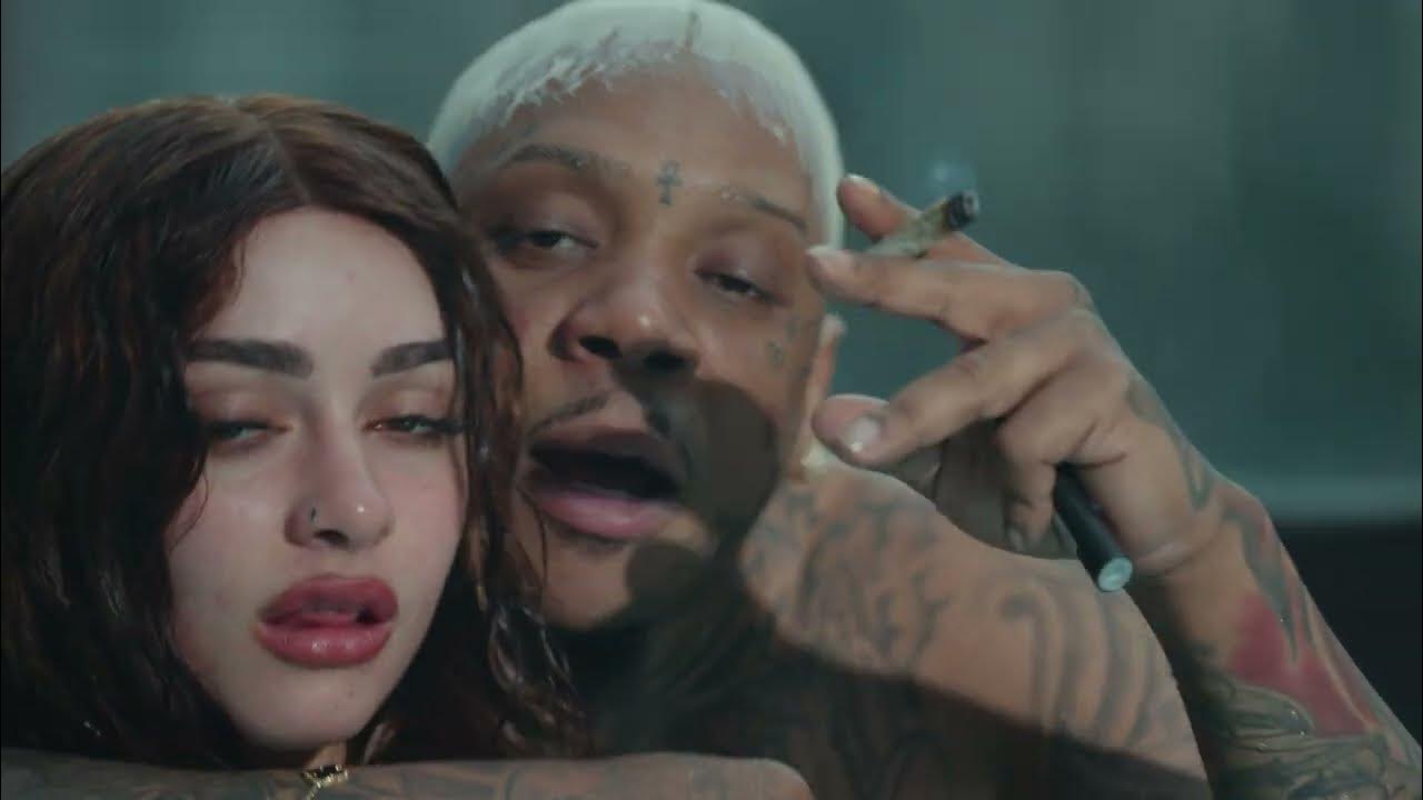 ELLA - YOMEL EL MELOSO - (Video Official) ELLA - YOMEL EL MELOSO - (Video Official)