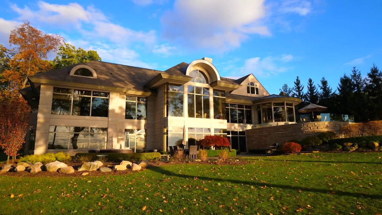 4645 Twin Fawn, Orchard Lake Village Lakefront Estate on Upper