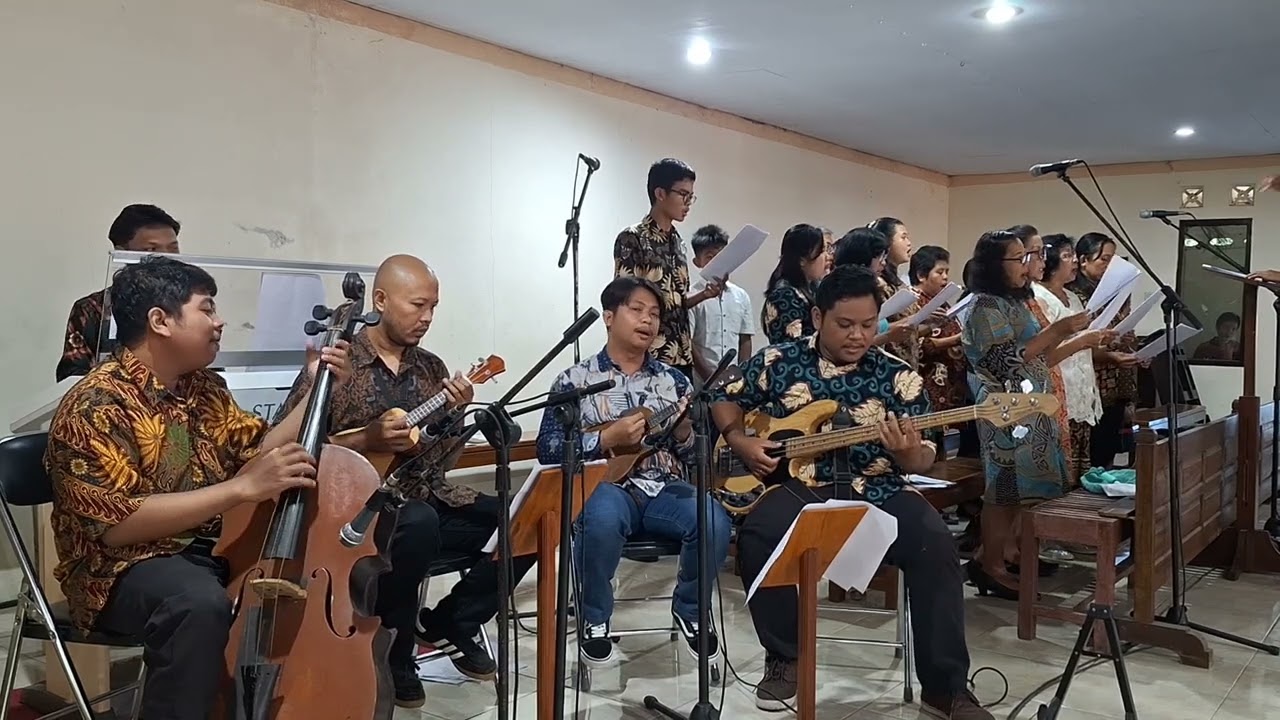 KERONCONG AKU BERSYUKUR PADAMU | GEREJA SANTO PETRUS BOROBUDUR