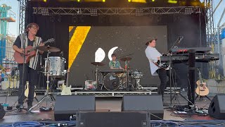 Half Moon Run “Goodbye Cali.”