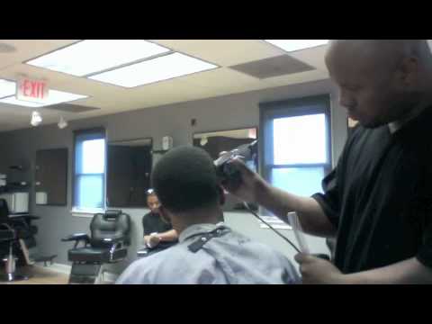 ATLANTA"S BARBER TAISUN CUT TAPPERED WITT HALF MOON PART!!