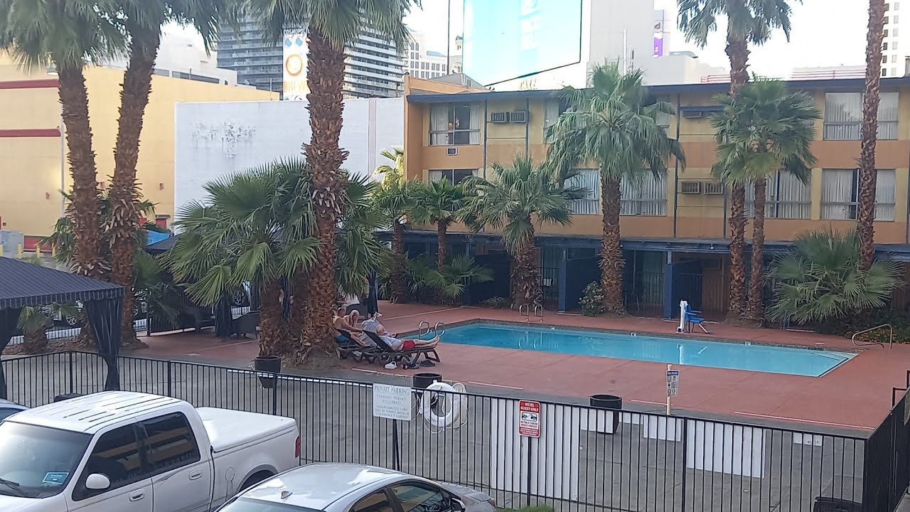 Checked In, Travel Lodge, Las Vegas, NV