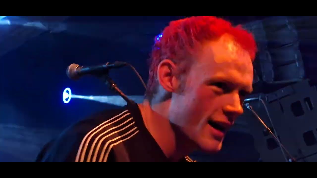 Bleech 9:3 - Underrated - Live op Left Of The Dial - Waterfront, Rotterdam (donderdag 23 okt 2025)